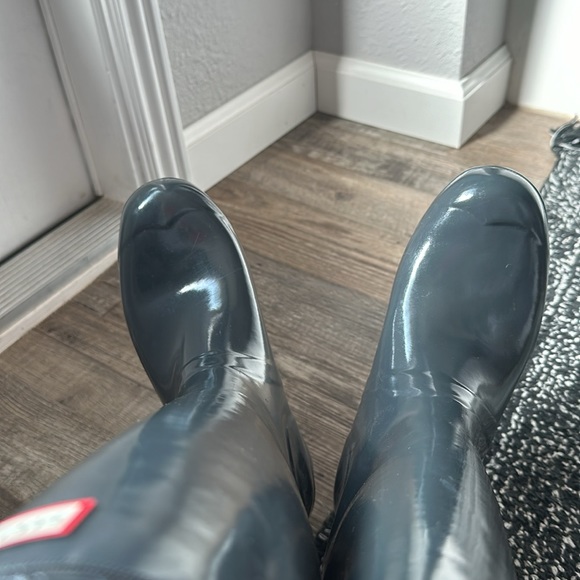 HUNTER TALL GLOSS RAIN BOOTS SIZE US 8 EU 39 - Picture 7 of 13